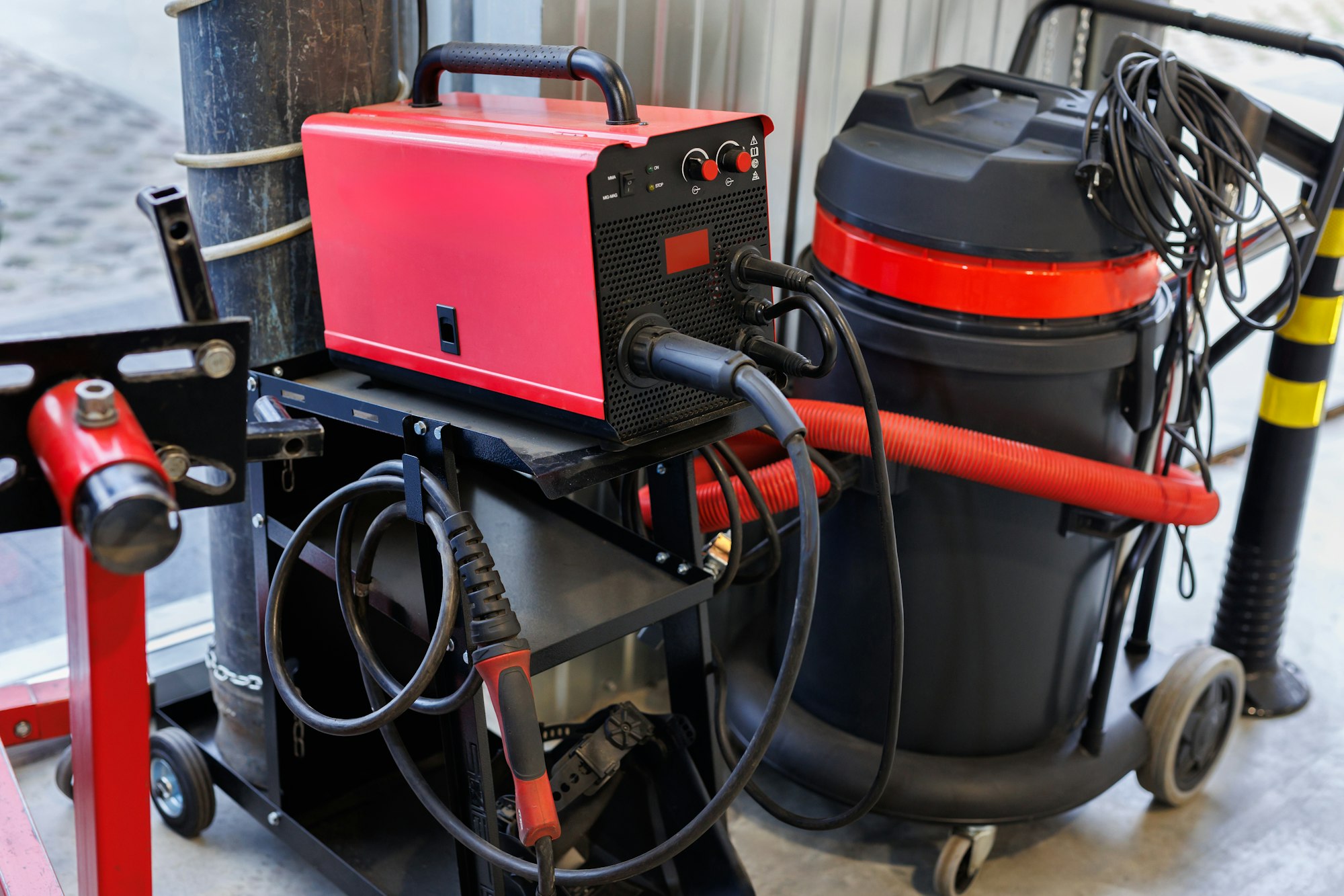 Inverter welding machine current measurement application
