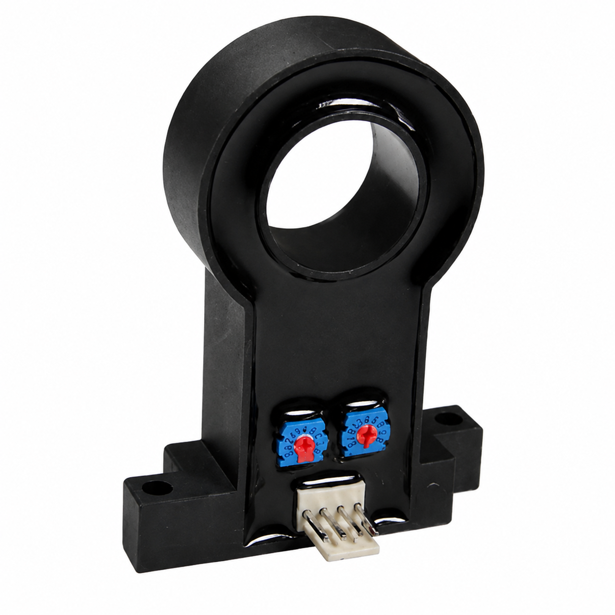 Open loop Hall effect current sensor for isolated current measurement